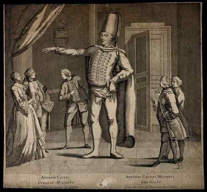 Lidé větší než obvykle – dobové&nbsp;obrázky