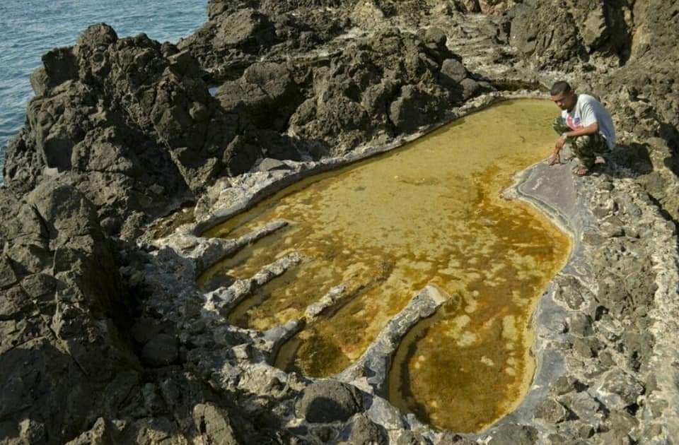 OBŘÍ STOPY V&nbsp;INDONÉSII